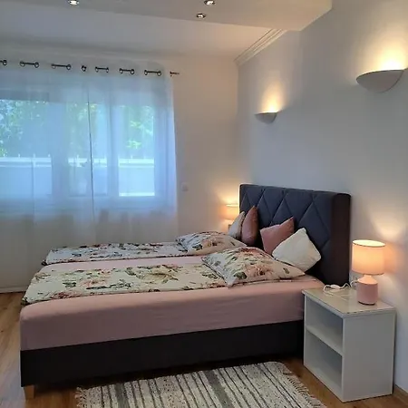 Ema And Appartamento Lubiana