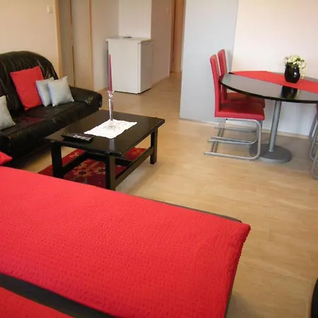 Apartment Ema And