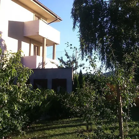 Ema And Apartment