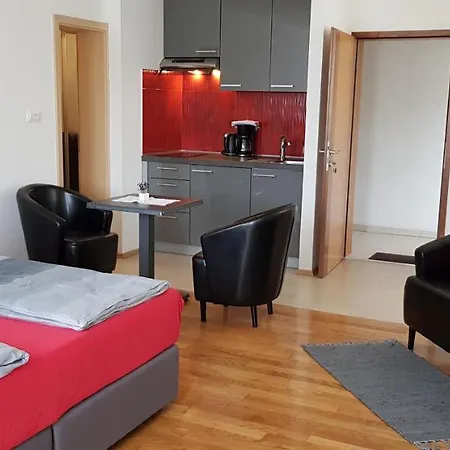 Ema And Apartamento *