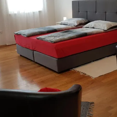 Ema And * Lublaň